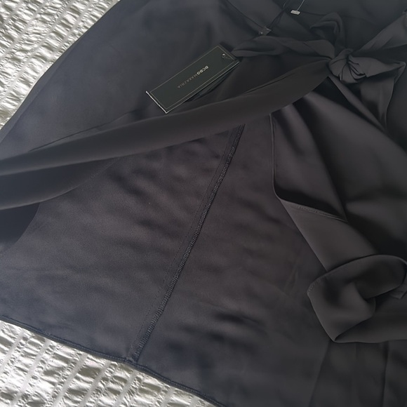 BCBGMaxAzria Womens Black Mini Wrap Skirt Lightweight Elegant NWT Size XS - Picture 8 of 10